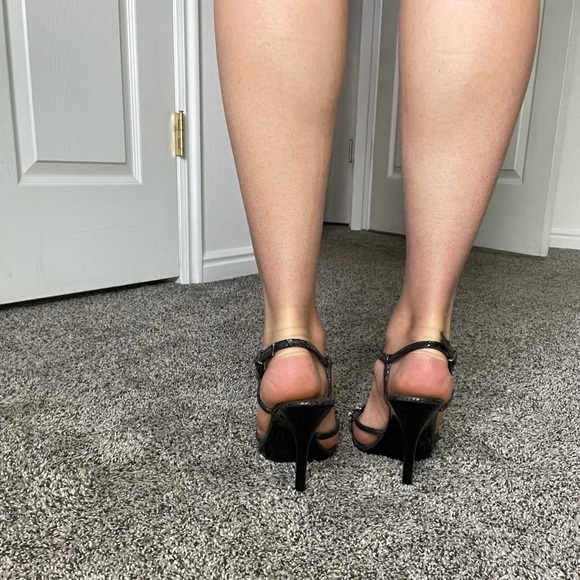 Sarah Sayne Gem Heels - Picture 2 of 8